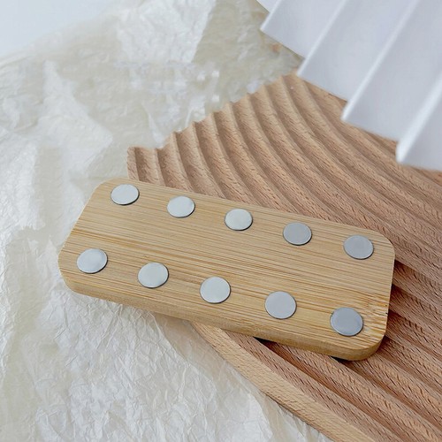 Espositore magnetico per nail