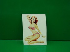 Adesivo pin up vespa lambretta