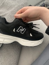 Scarpe bambina per esercizio
