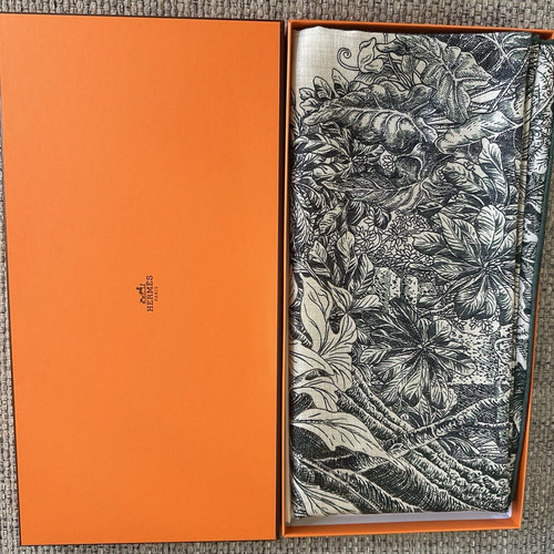 Sciarpa scialle 140 - , hermÈs