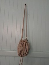 Borsa a tracolla Via Mia in pelle secchiello borchie beige neutra borsetta borsetta