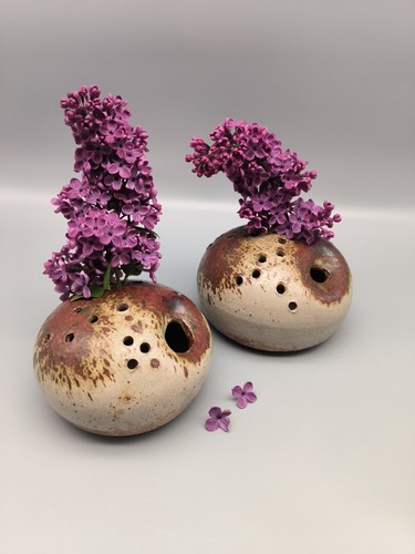 Due vasi ikebana - in, ceramica