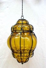 Lampadario Vetro Color Ambra E Ferro Battuto