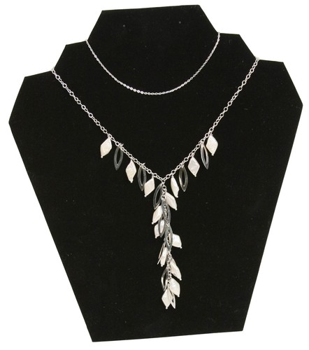 Collana gioiellieri velluto