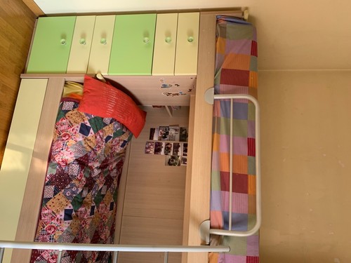 Cameretta usata multicolore