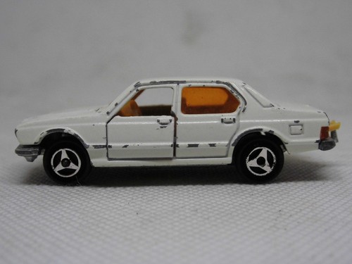 Bo352 majorette 256 - -,