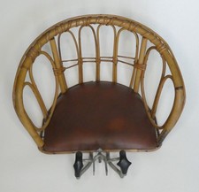 Seggiolino vintage in vimini