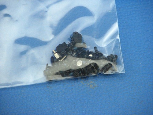Set viti toshiba m70 151 - di,