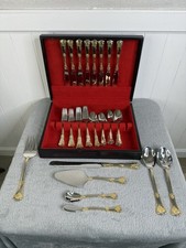 Servizio posate Royal Albert