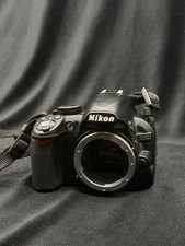 Nikon D3100 DSLR/ 14,2 MP/solo