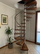 scala a chiocciola usata , acciaio inox gradini legno , parapetto acciaio  