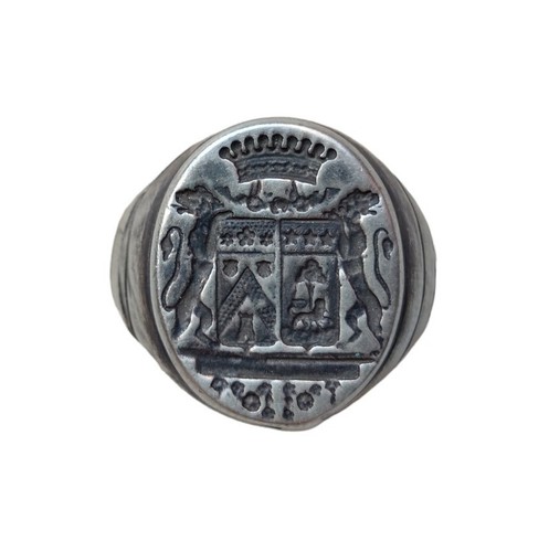 Antico anello timbro - *hh*,