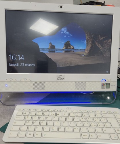 Asus eee top et1602 - eee, atom