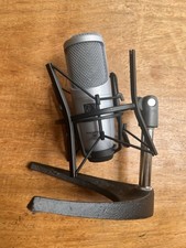 AKG Perception 100 Microfono a