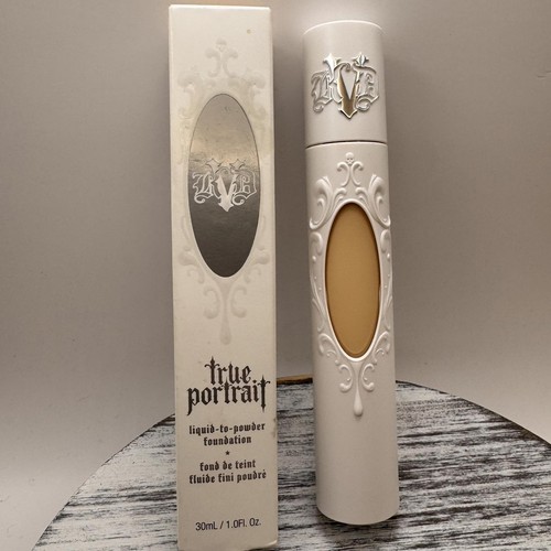 Kat von true portrait - von,