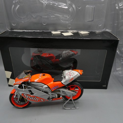 Minichamps scale 2002 - 1/12,