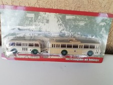 FILOBUS CON RIMORCHIO A TRAINO