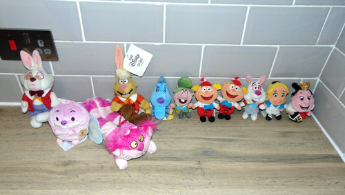 Disney store alice nel - alice, paese