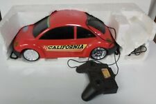 17423 Auto filoguidata in plastica - New Beetle / Maggiolino California 