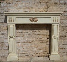 Cornice da camino artigianale - in pietra