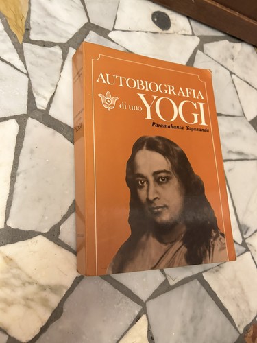 Autobiografia uno yogi - uno,