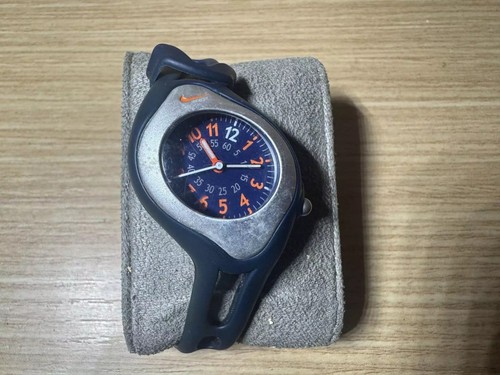 Leggi info raro orologio - -,