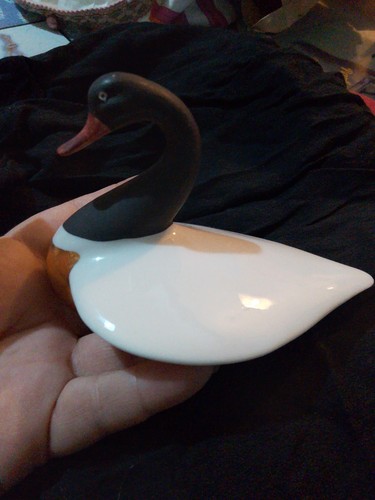 Porcellana cigno capodimonte - cigno,