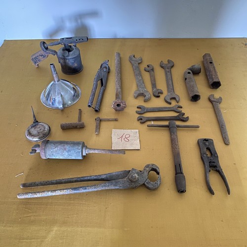 Attrezzi meccanico officina - meccanico,