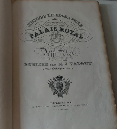Großes buch palais royal - buch,