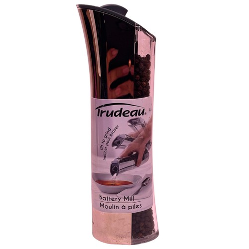 Trudeau macina sale pepe - macina,