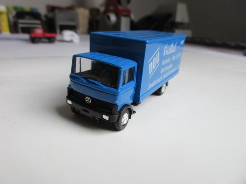 Praline mercedes valigia - praline, 1:87
