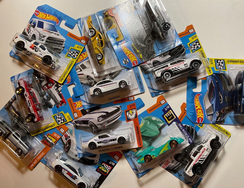 Hot wheels short card - hot,