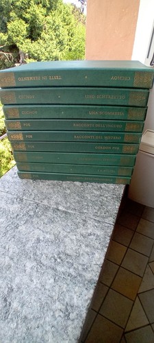 Vecchi libri biblioteca - libri.,