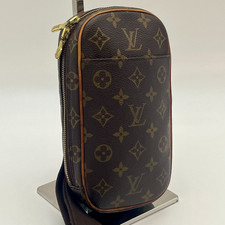 Louis Vuitton M51870 Pochette