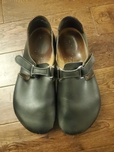 Zoccoli neri birkenstock