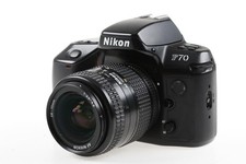 Nikon F70 cassa con AF 28-70mm