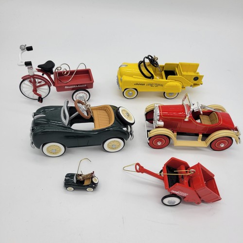 Lotto ornamenti auto a - ornamenti,