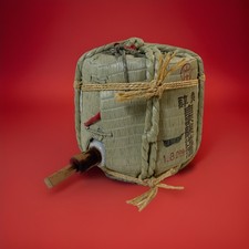 Botte di sake in ceramica