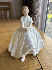 Beautiful Vintage Royal