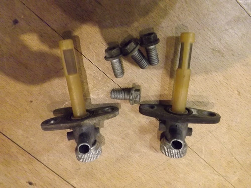 Rubinetti serbatoio benzina