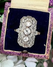 Anello donna tre pietre stile