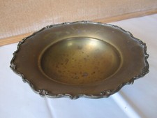 Centrotavola antico in ottone bordi decorati arredo vintage vassoio 