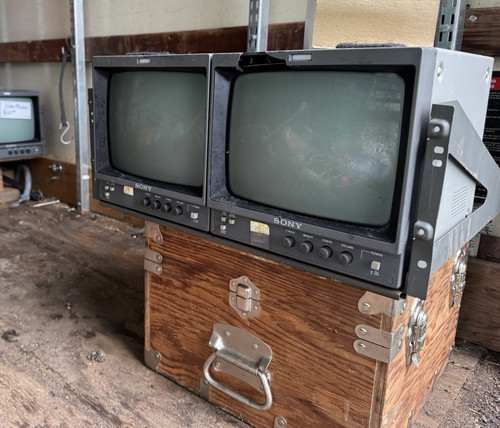 Sony pvm crt black and - sony, pvm-97
