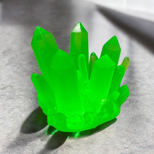 Kryptonite green crystal - green, resin