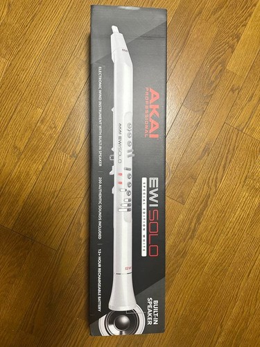 Akai ewi solo - akai, nero