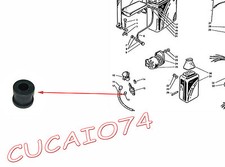 GOMMINO PER PASSAGGIO CAVO CANDELA SULLA TRAVERSA  LAMBRETTA LI 3 LIS SX TV3 DL