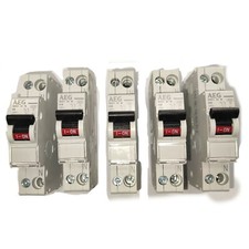  INTERRUTTORE MAGNETOTERMICO