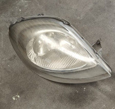Faro destro per OPEL VIVARO COMBI