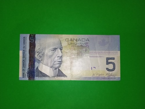 Banconota dollari canada - 5,