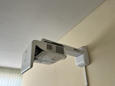 KIT LIM  78” PROIETTORE BENQ MX842UST + CASSE AUDIO – SOLO 300h LAMPADA